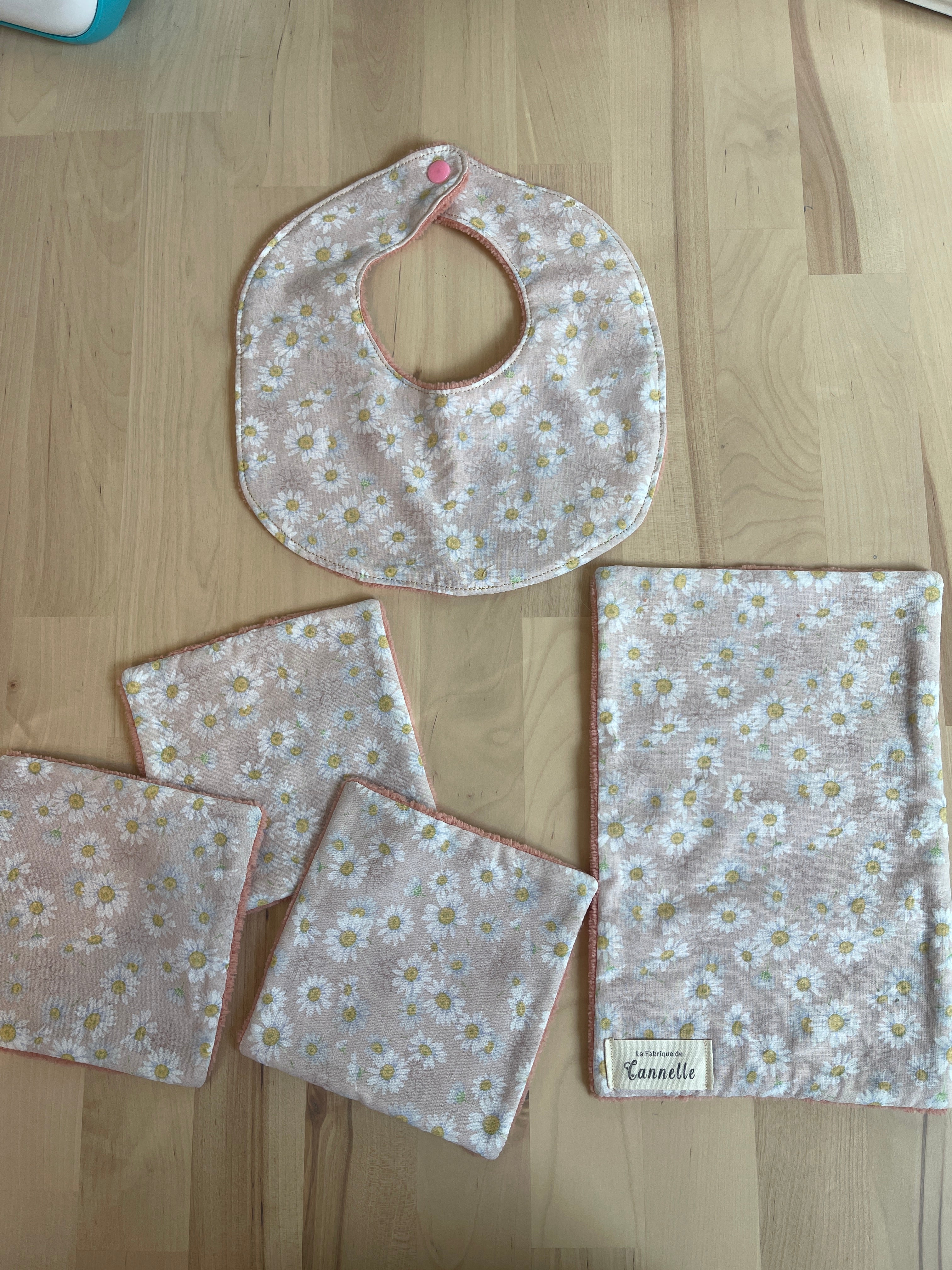 Kit Naissance "Fleurs de Rose"