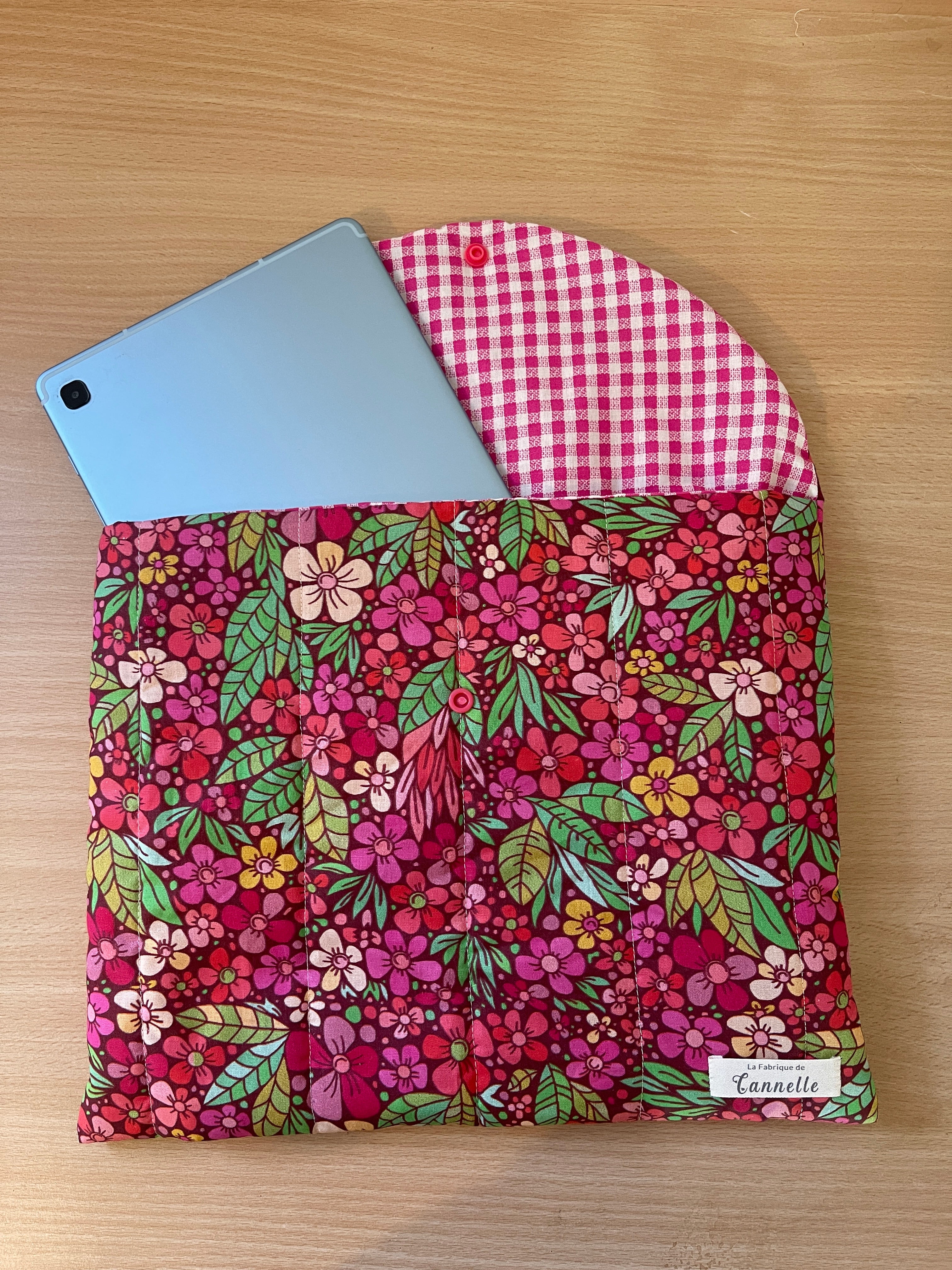 Pochette pour tablette “Fleur Rose”
