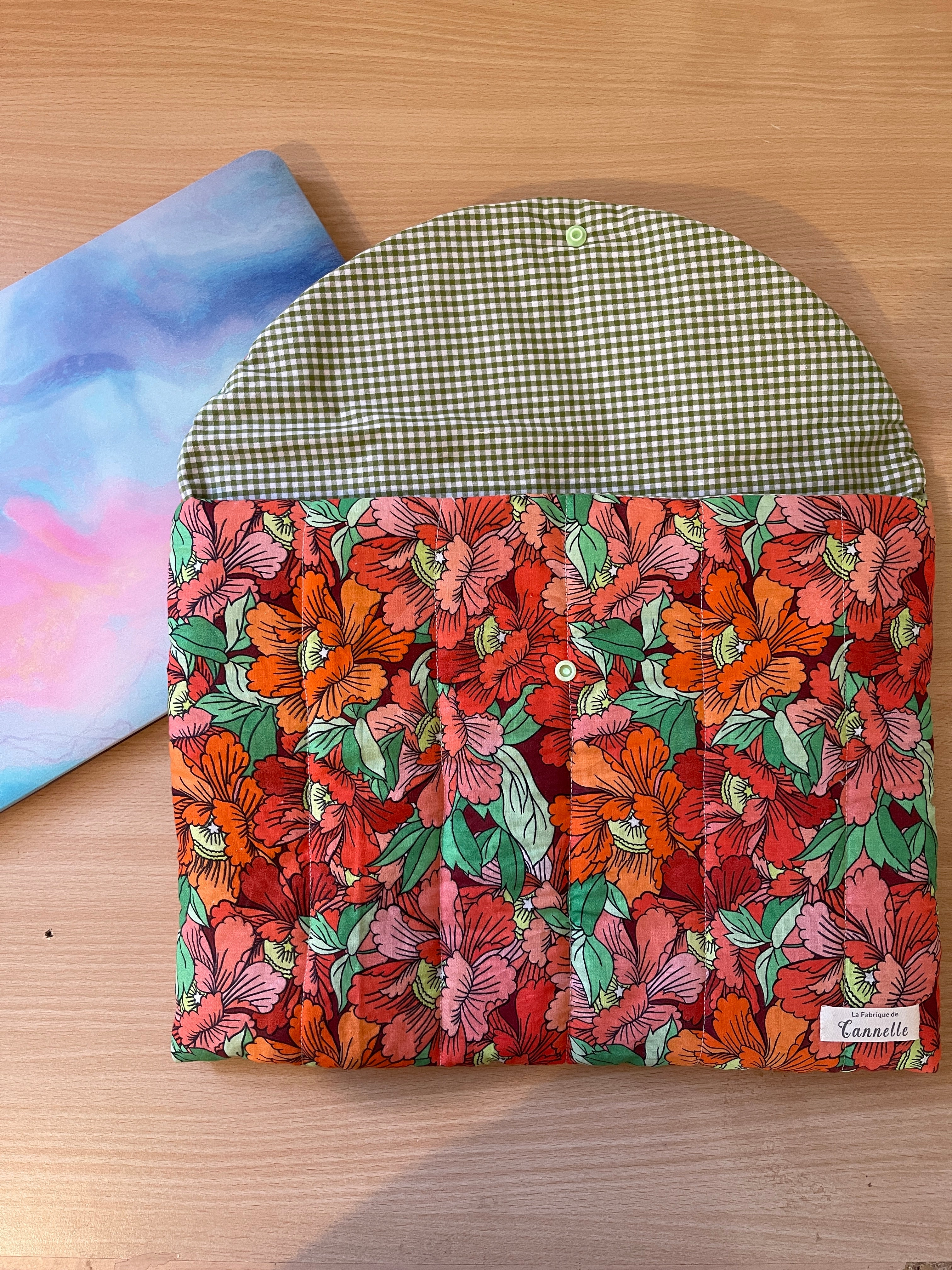 Pochette d’ordinateur “Fleur Rouge”