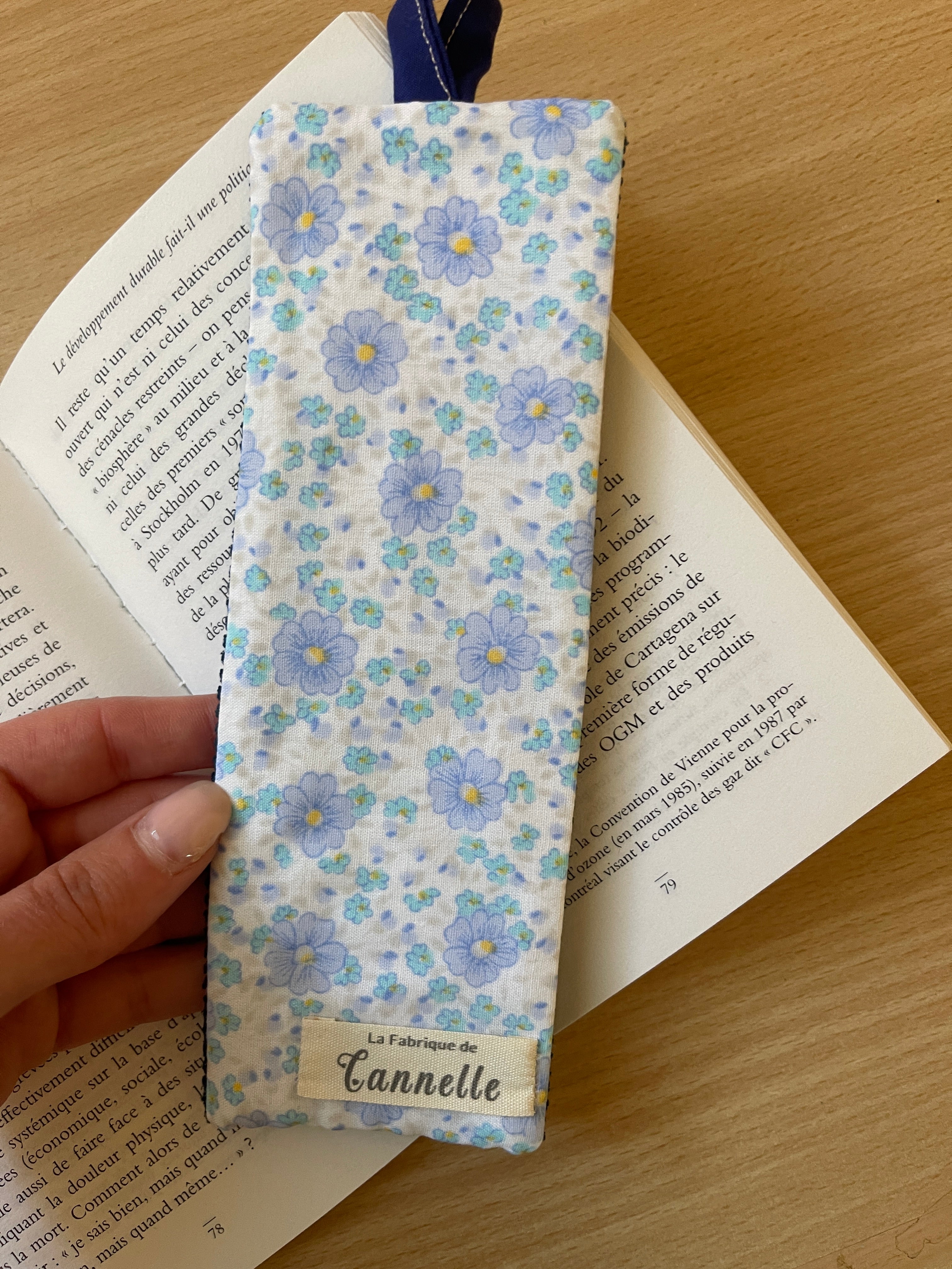 Marque-page "Fleur bleu"