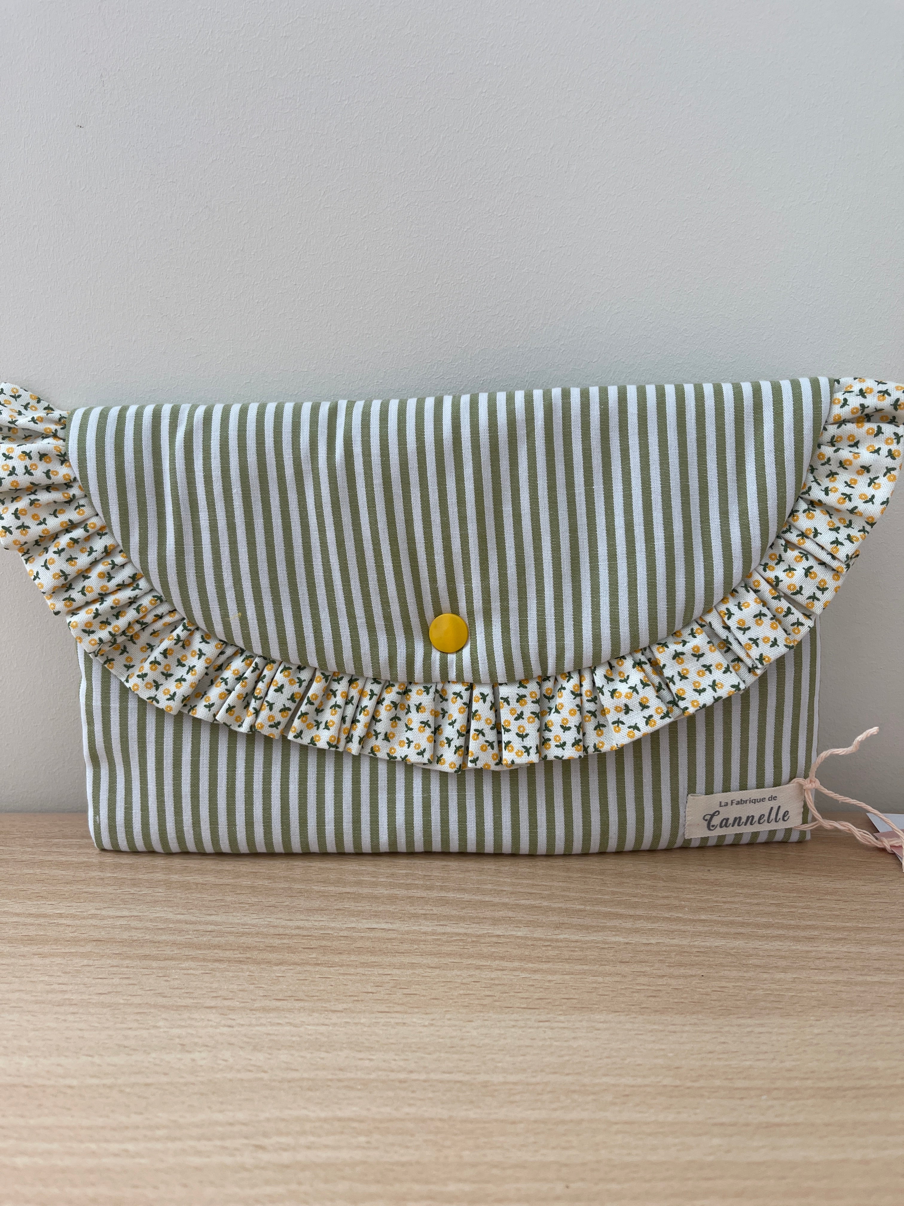 Pochette plate "Rayures vertes"