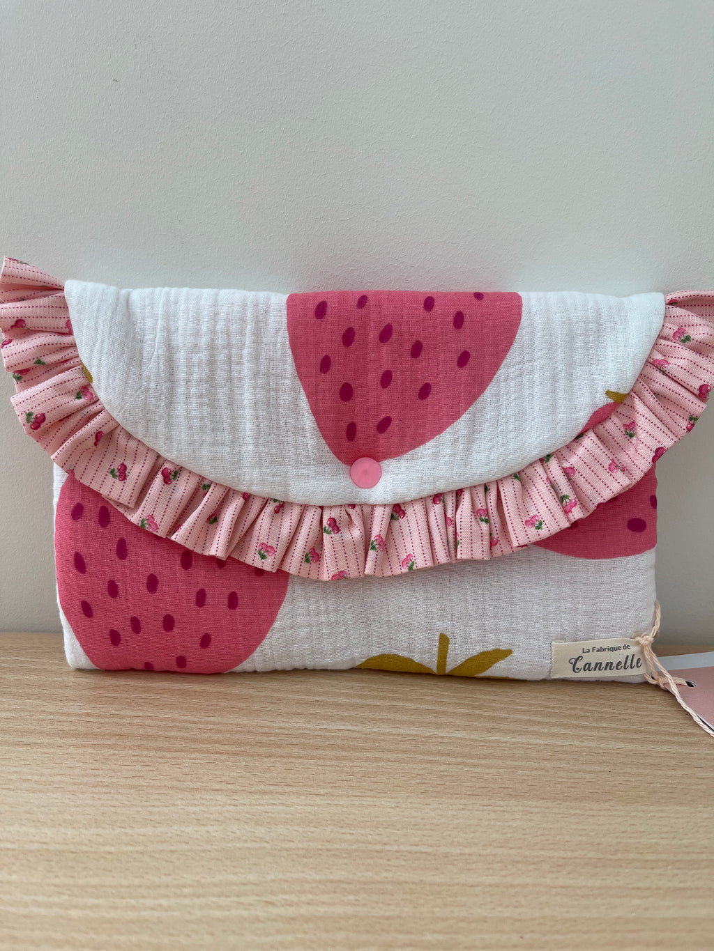 Pochette plate "Fraise rose"