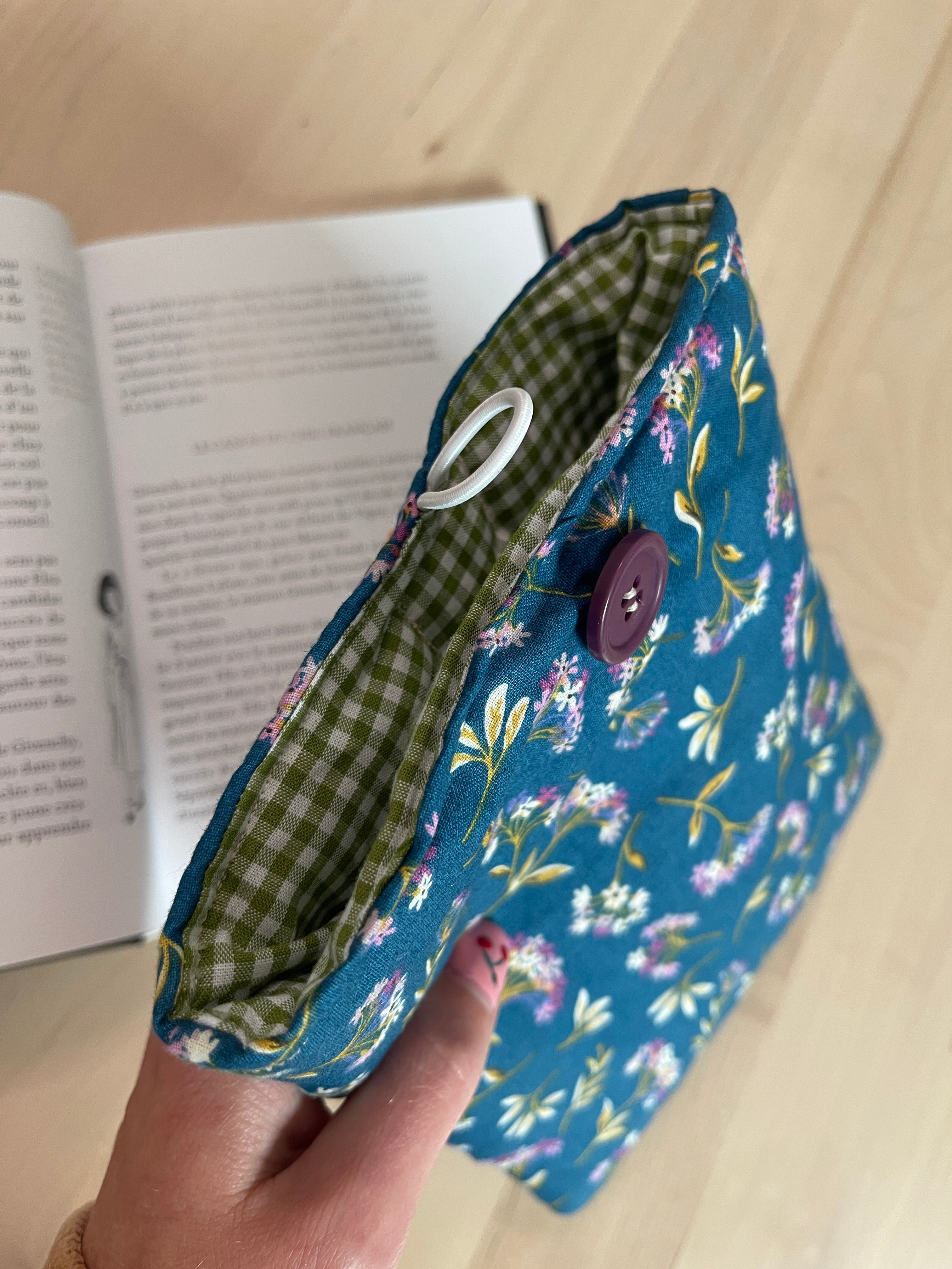 Pochette à liseuse « Jardin bleu »